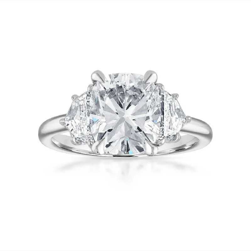 Engagement Ring Setting with Epaulette Side Stones