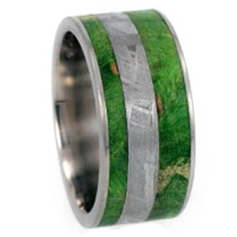 Gibeon Meteorite, Green Box Elder Burl Wood 10mm Comfort Fit Matte Titanium Band, Size 5.5